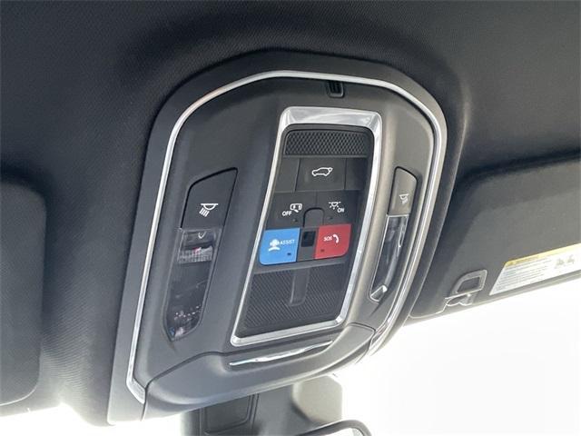 Photo of 2024 Bright White Clearcoat Jeep Grand Cherokee