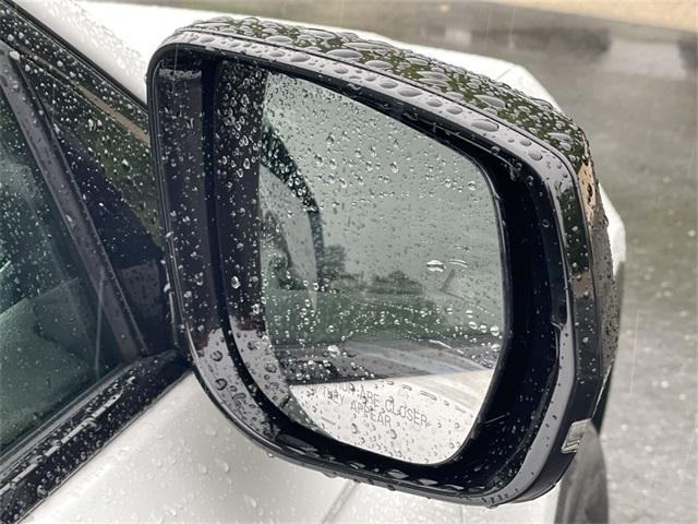 Photo of 2024 Bright White Clearcoat Jeep Grand Cherokee