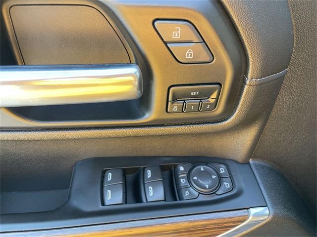 Photo of 2022 Northsky Blue Metallic Chevrolet Silverado 2500