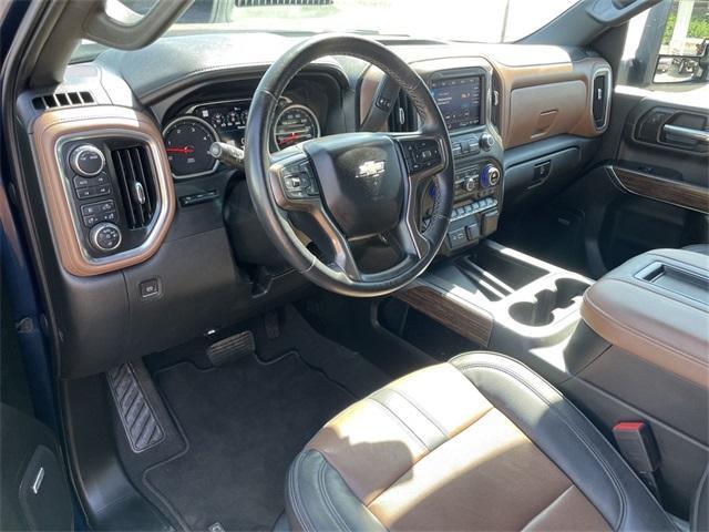 Photo of 2022 Northsky Blue Metallic Chevrolet Silverado 2500