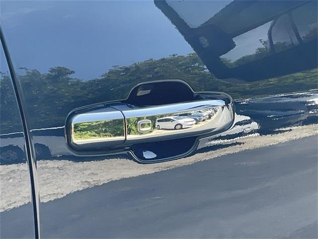 Photo of 2022 Northsky Blue Metallic Chevrolet Silverado 2500