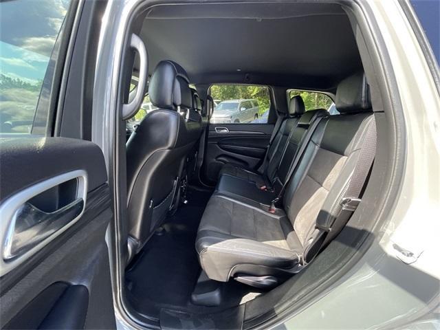 Photo of 2021 Sting Gray Clearcoat Jeep Grand Cherokee