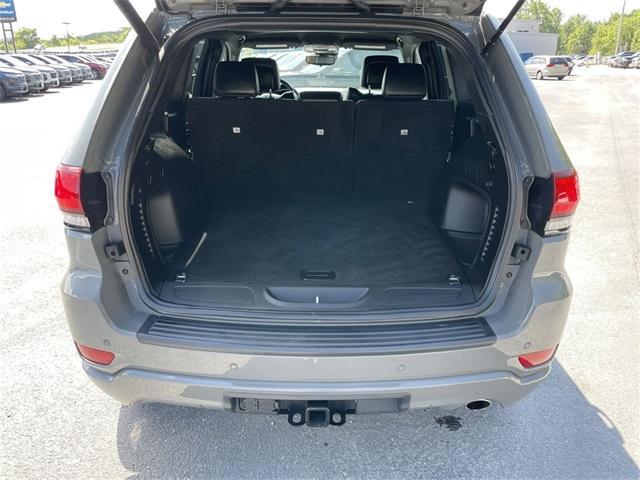 Photo of 2021 Sting Gray Clearcoat Jeep Grand Cherokee