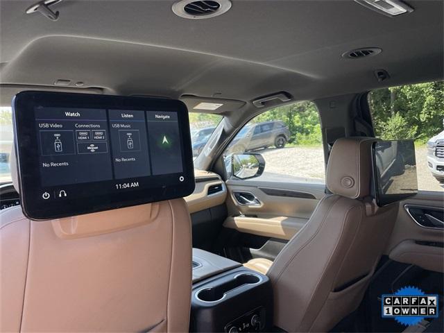 Photo of 2021 Summit White Chevrolet Suburban