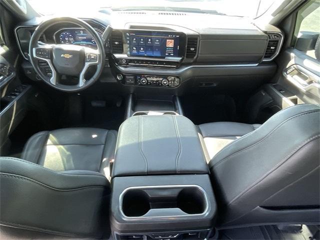 Photo of 2024 Black Chevrolet Silverado 3500