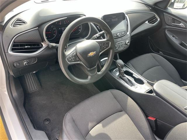 Photo of 2024 Summit White Chevrolet Malibu