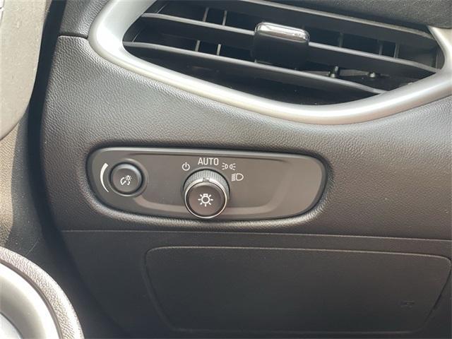 Photo of 2024 Summit White Chevrolet Malibu