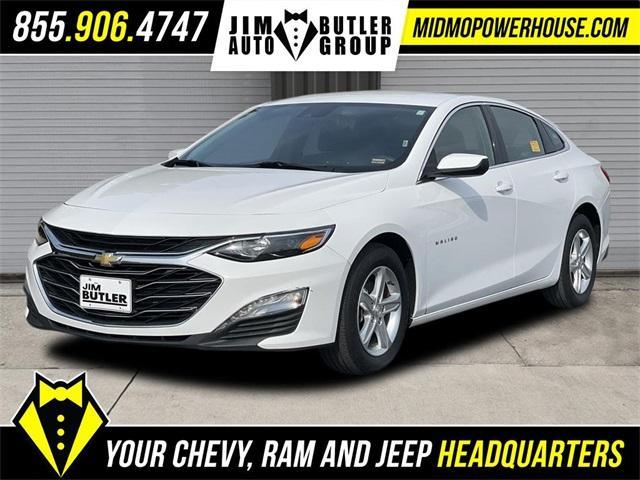 Photo of 2024 Summit White Chevrolet Malibu