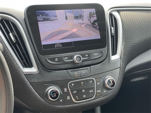 Photo of 2024 Summit White Chevrolet Malibu