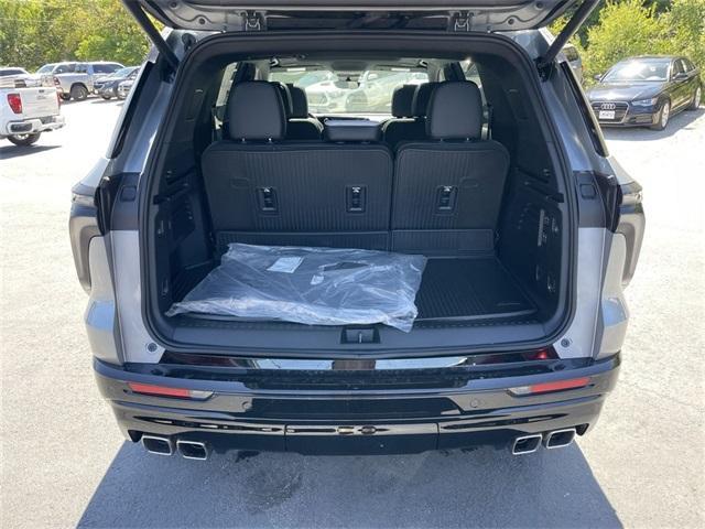 Photo of 2026 Sterling Gray Metallic Chevrolet Traverse