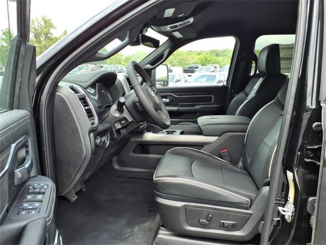 Photo of 2025 Diamond Black RAM 2500