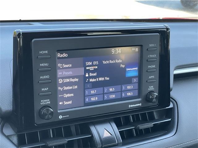 Photo of 2020 Ruby Flare Pearl Toyota RAV4