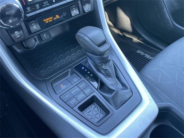 Photo of 2020 Ruby Flare Pearl Toyota RAV4