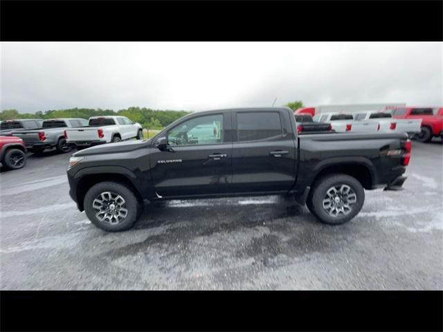 Photo of 2025 Black Chevrolet Colorado