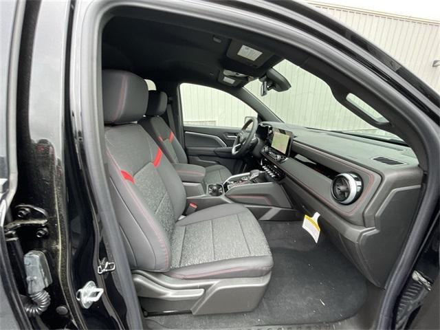 Photo of 2025 Black Chevrolet Colorado