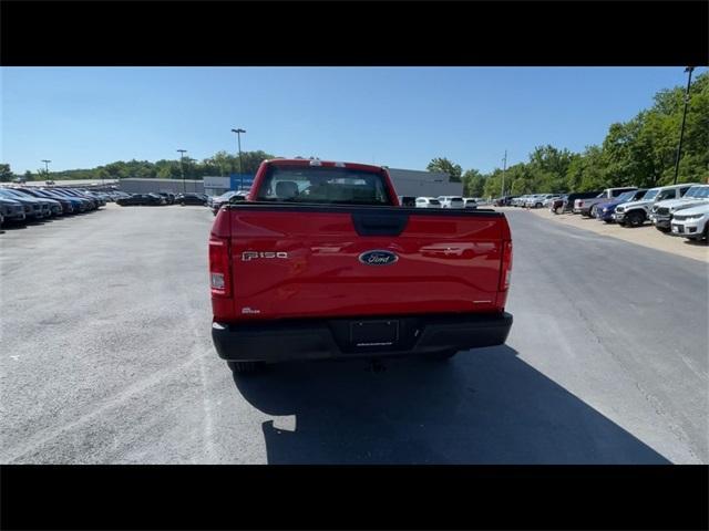 Photo of 2016 Race Red Ford F-150