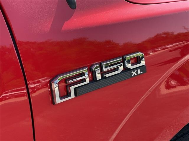 Photo of 2016 Race Red Ford F-150