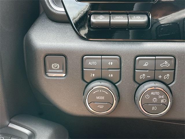 Photo of 2025 Black Chevrolet Silverado 2500