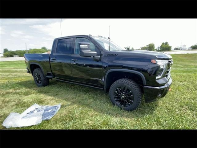 Photo of 2025 Black Chevrolet Silverado 2500