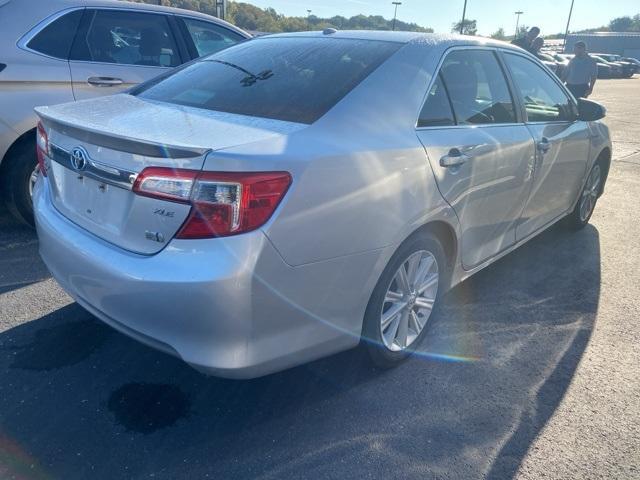 Photo of 2012 Classic Silver Metallic Toyota Camry Hybrid