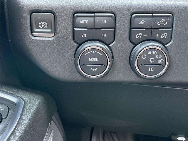 Photo of 2024 Black Chevrolet Silverado 1500