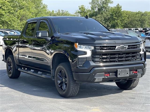 Photo of 2024 Black Chevrolet Silverado 1500