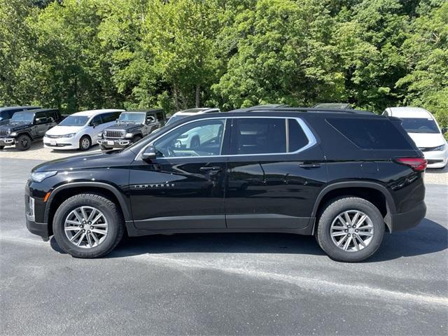 Photo of 2023 Mosaic Black Metallic Chevrolet Traverse