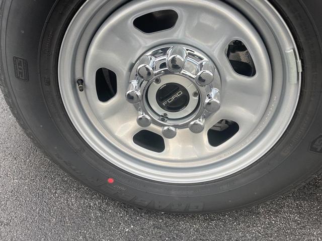 Photo of 2025 Oxford White Ford F-350