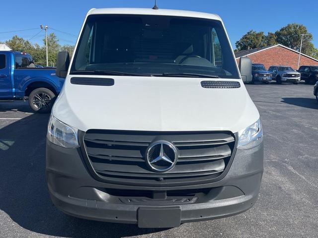 Photo of 2022 White Mercedes-Benz Sprinter 1500