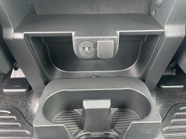 Photo of 2025 Oxford White Ford F-350