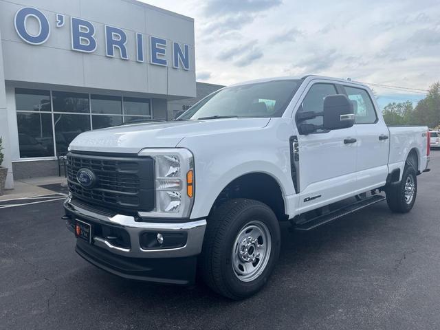 Photo of 2025 Oxford White Ford F-350