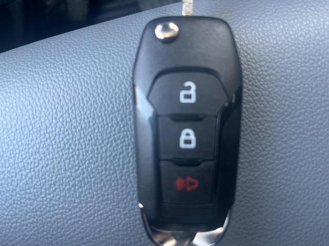 Photo of 2025 Oxford White Ford F-250