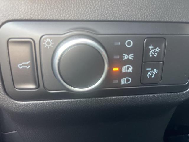 Photo of 2025 Carbonized Gray Metallic Ford Escape