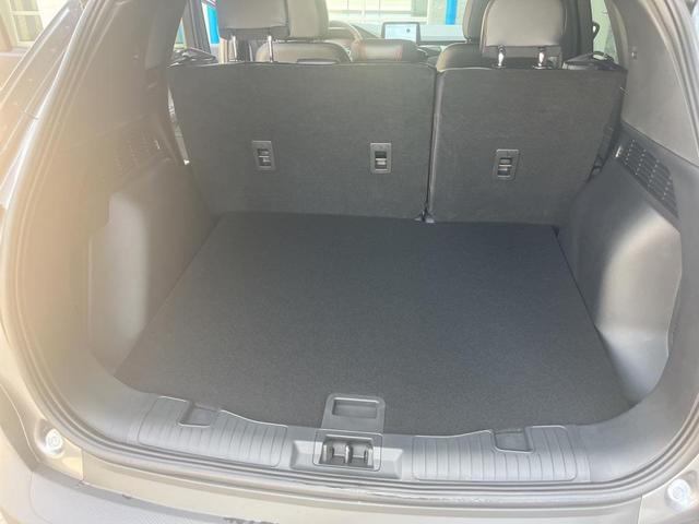 Photo of 2025 Carbonized Gray Metallic Ford Escape