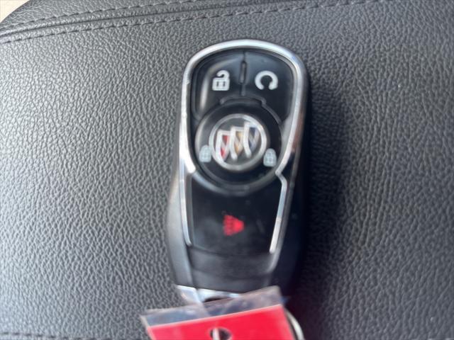 Photo of 2022 Sapphire Metallic Buick Encore GX