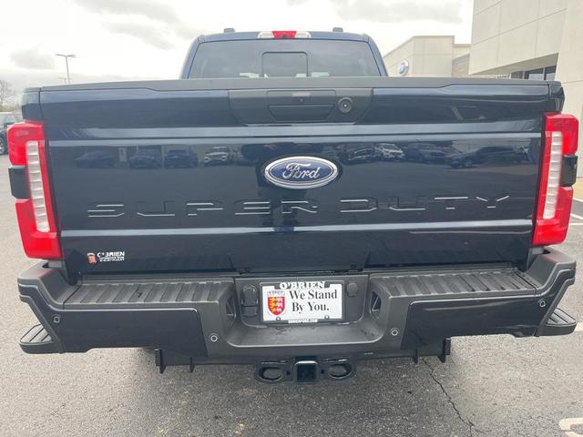 Photo of 2025 Antimatter Blue Metallic Ford F-250