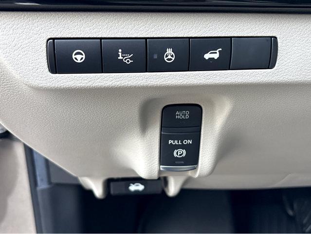 Photo of 2025 Champagne Silve Nissan Murano