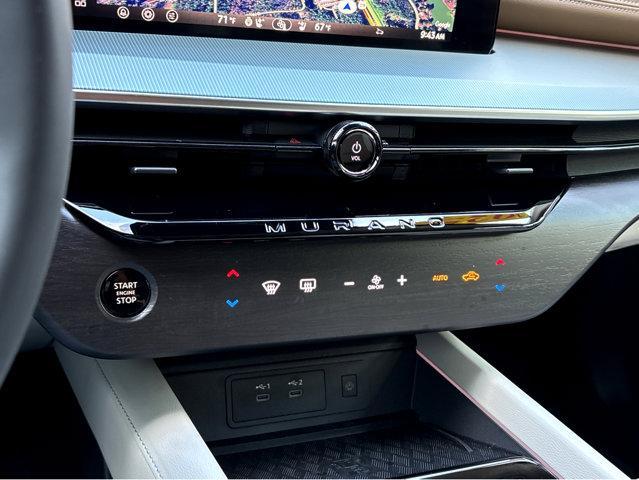 Photo of 2025 Champagne Silve Nissan Murano