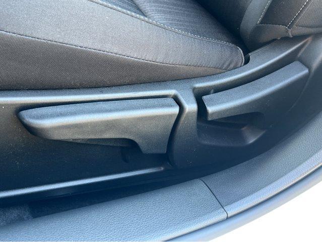 Photo of 2024 Glacier White Nissan Altima