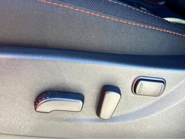 Photo of 2025 Afterburn Orang Nissan Frontier