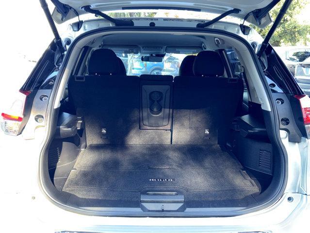 Photo of 2019 Brilliant Silver Metallic Nissan Rogue