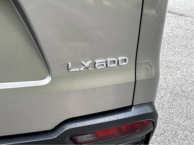 Photo of 2024  Lexus LX 600