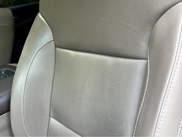 Photo of 2018 Summit White Chevrolet Tahoe