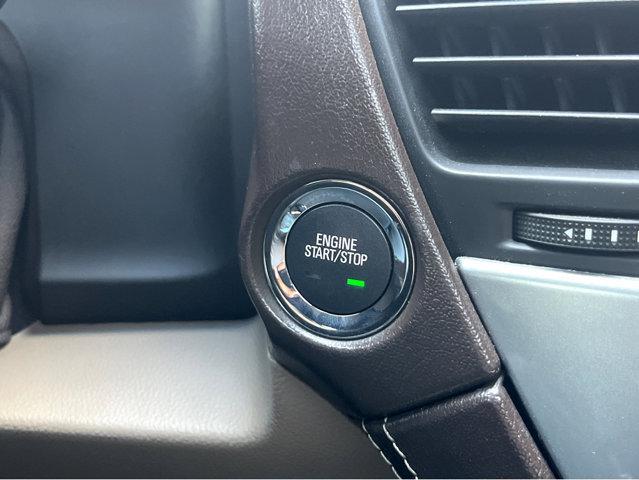 Photo of 2018 Summit White Chevrolet Tahoe