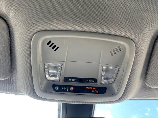 Photo of 2022 Mosaic Black Metallic Chevrolet Malibu
