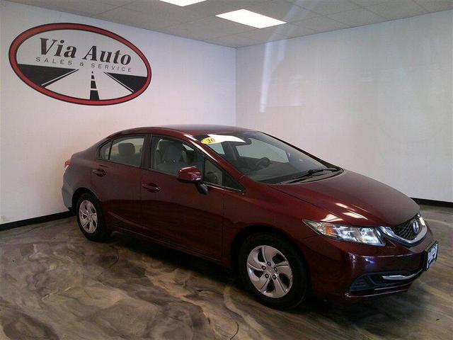Photo of 2013 Crimson Pearl Honda Civic