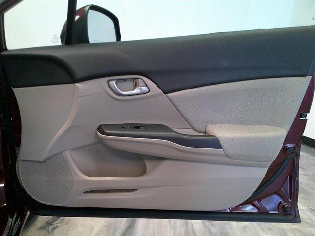 Photo of 2013 Crimson Pearl Honda Civic