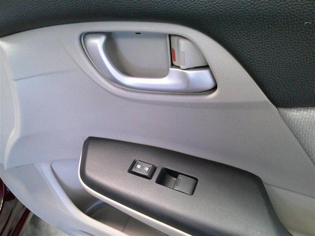 Photo of 2013 Crimson Pearl Honda Civic
