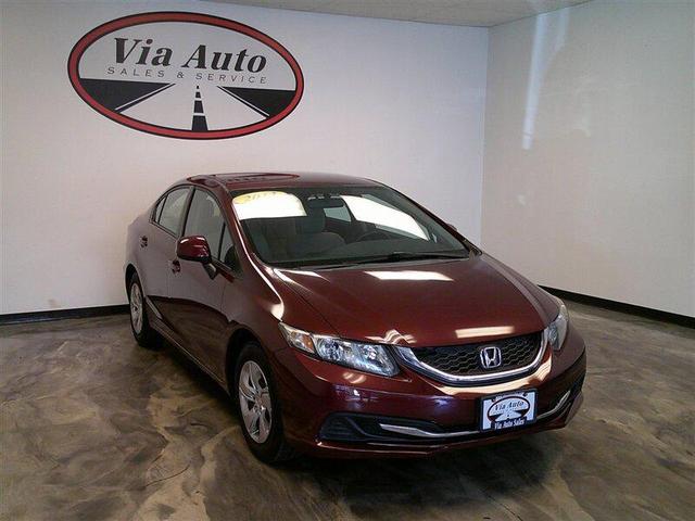 Photo of 2013 Crimson Pearl Honda Civic
