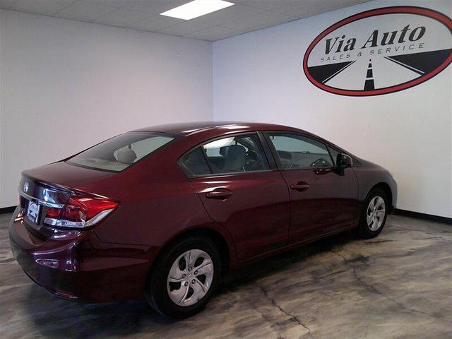 Photo of 2013 Crimson Pearl Honda Civic